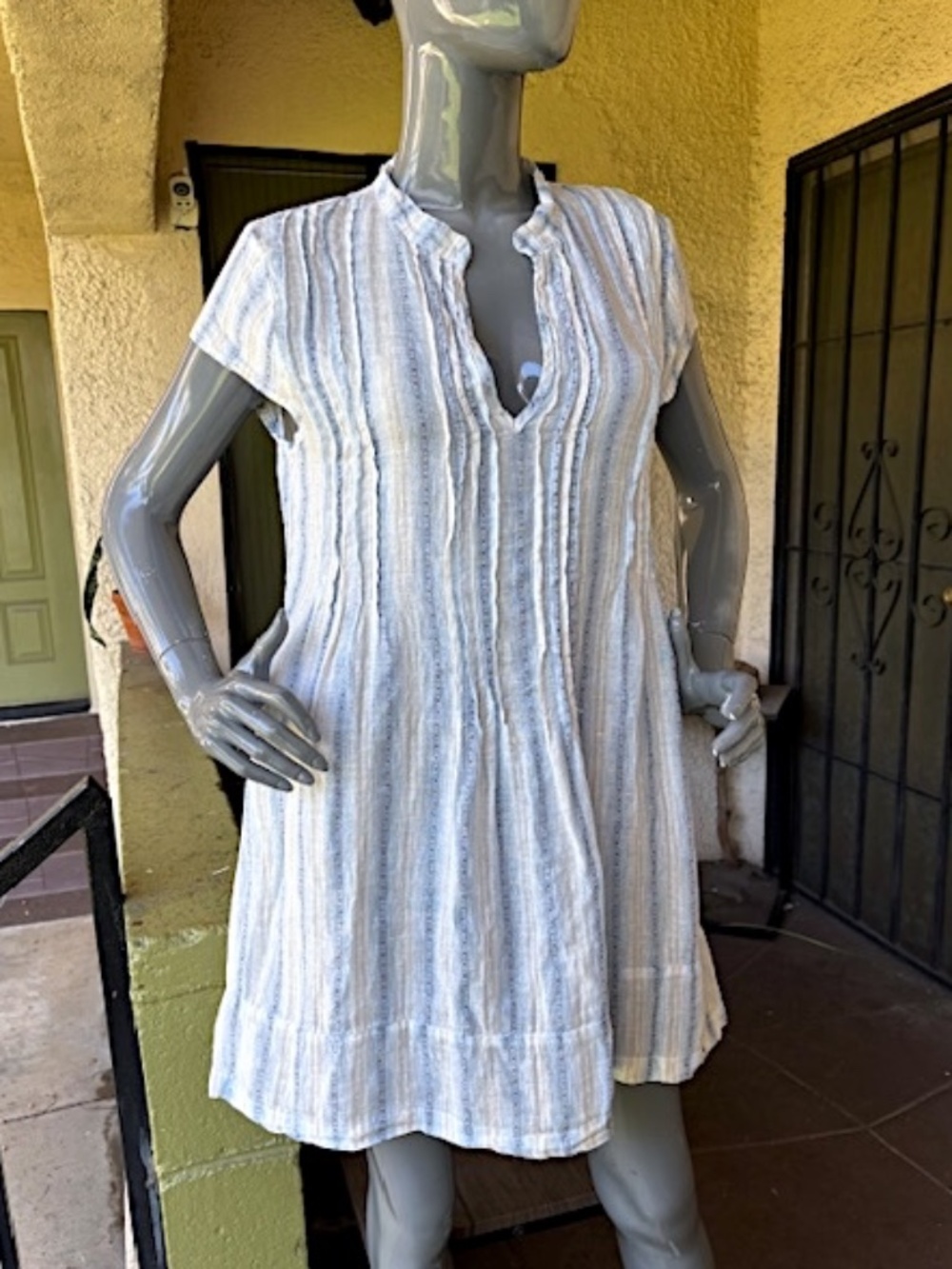 $240 CP SHADES Regina Cap-Sleeve Linen Mini-Dress EUC/sz S